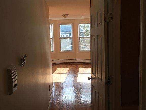 Hallway into LR