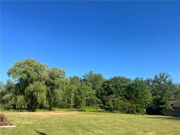 7256 Harmon Rd, Conneaut, OH 44030