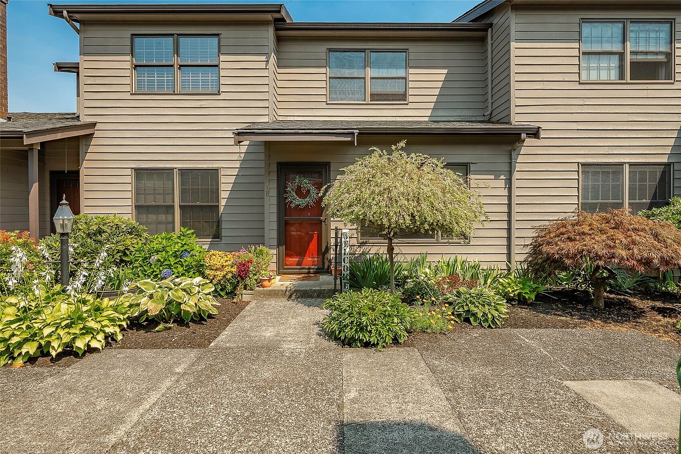 1st image of 1111 Grover St. #1B
