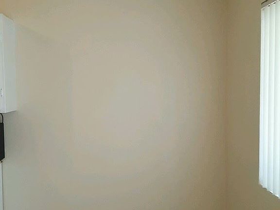 4th image of 137 S Yale Ave APT 7