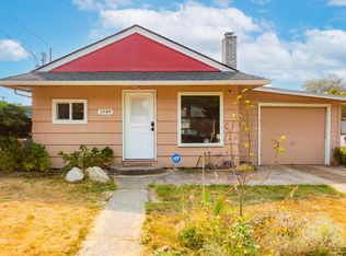 1949 NE Barnett St, Bremerton, WA 98310