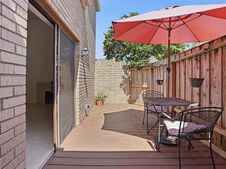 1920 Augusta Dr #31 — Photo 20