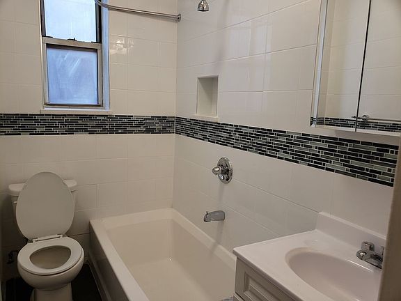 4th image of 580 E 17th St APT 6A