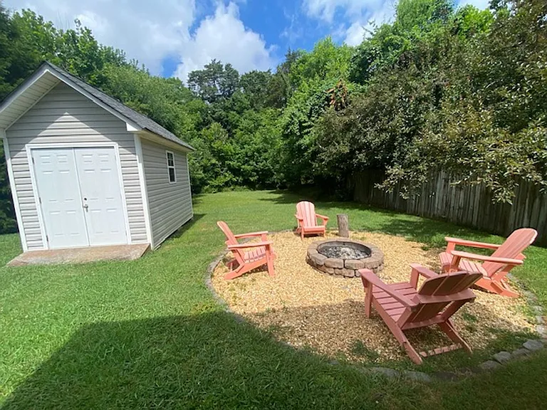 3057 Holly Brook Cir NE — Photo 18