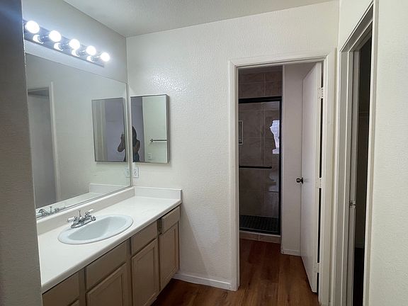 3rd image of 6470 Shining Sand Ave