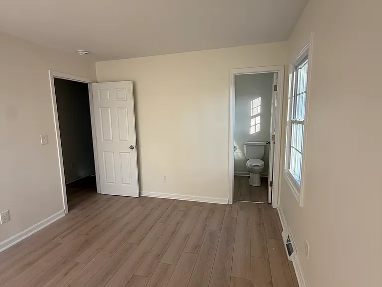 1213 Stone Rd — Photo 3