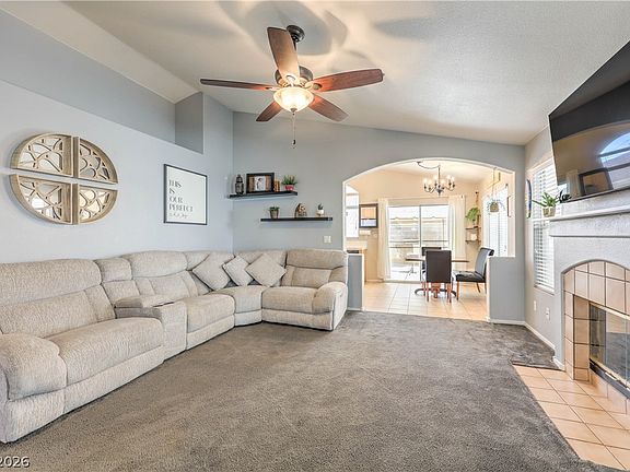 2nd image of 1901 Badger Canyon Ave