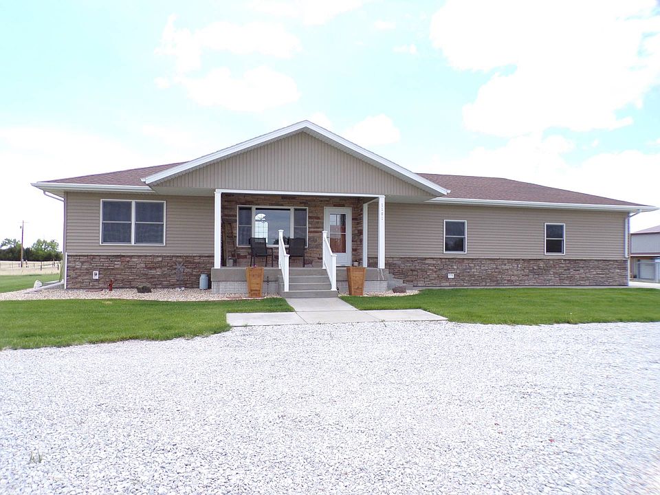 1st image of 1101 10th Ave