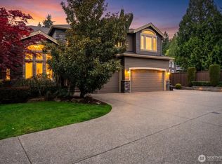 19415 100th Ave NE, Bothell, WA 98011