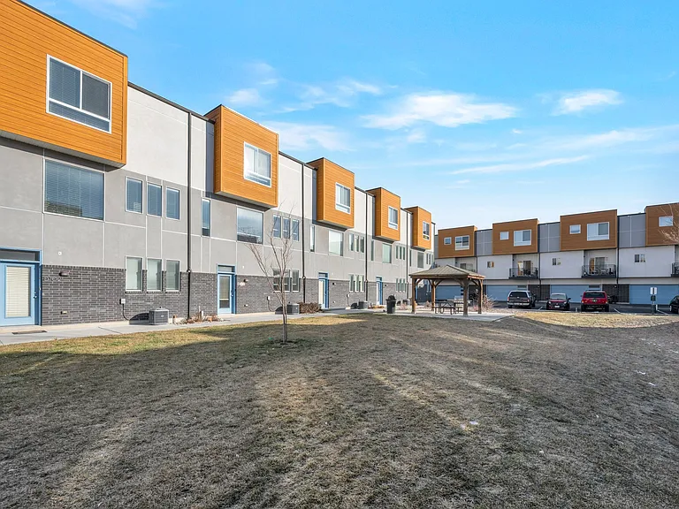 Tapestry Townhomes — Photo 17