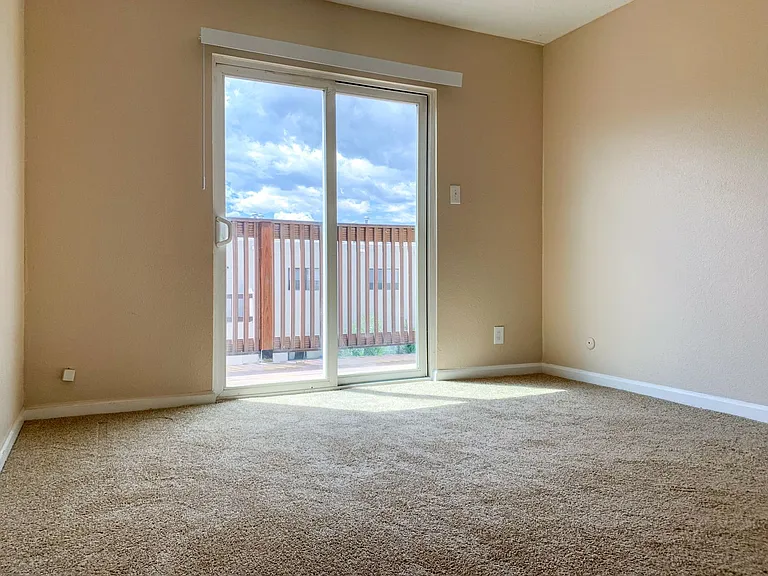 2 Bedroom Fourplex with Fireplace — Photo 32