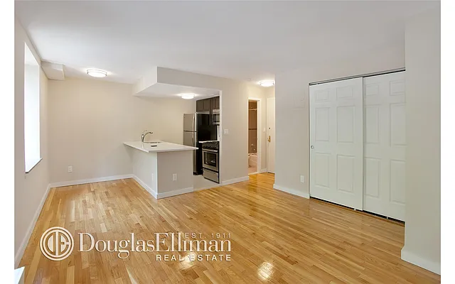 Rented by Douglas Elliman | media 8