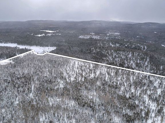 4th image of 312 Chemin Des Cascades