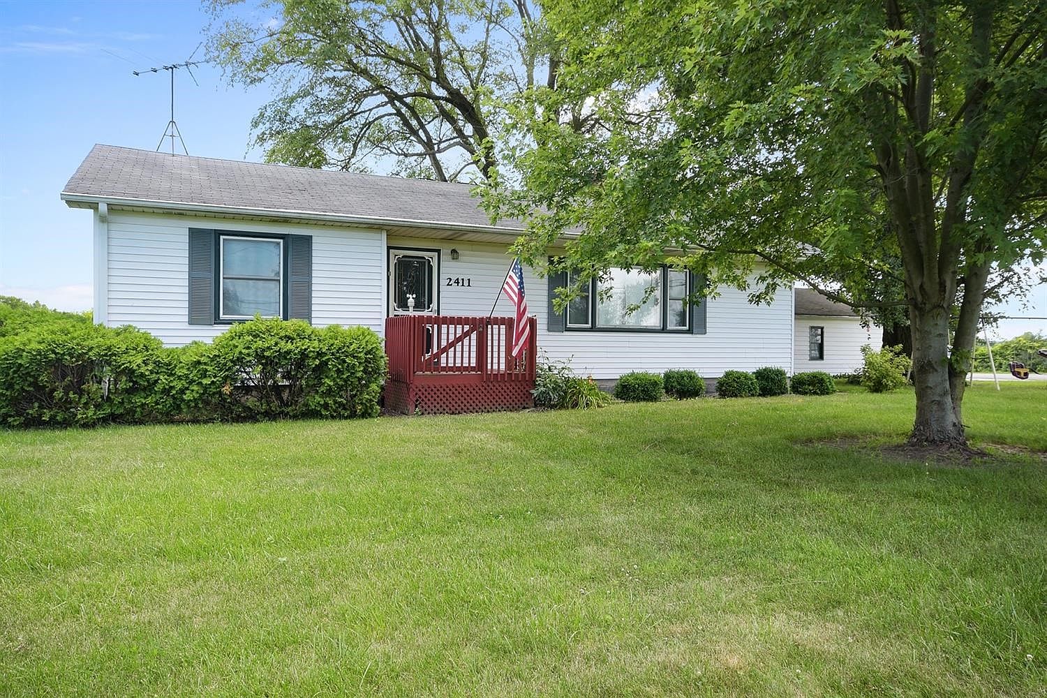 2411 E 109th Ave, Crown Point, IN 46307 Zillow