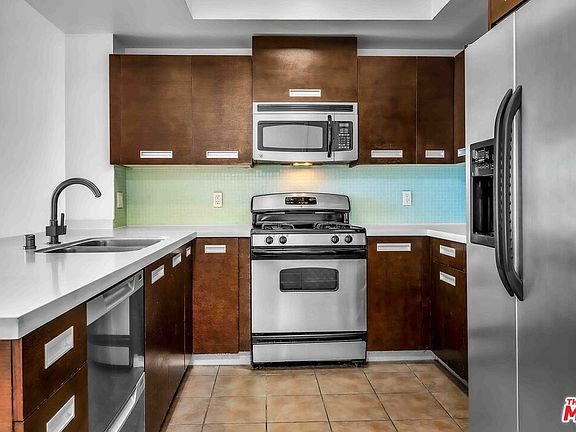 4th image of 1260 S Corning St Unit 208