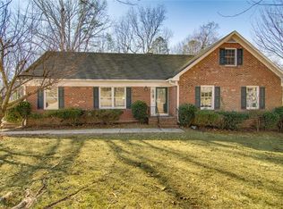 1243 Dovershire Pl, High Point, NC 27262