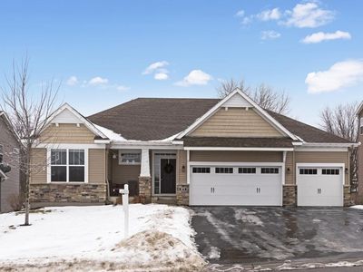 873 Oakmont Ln, Waconia, MN, 55387