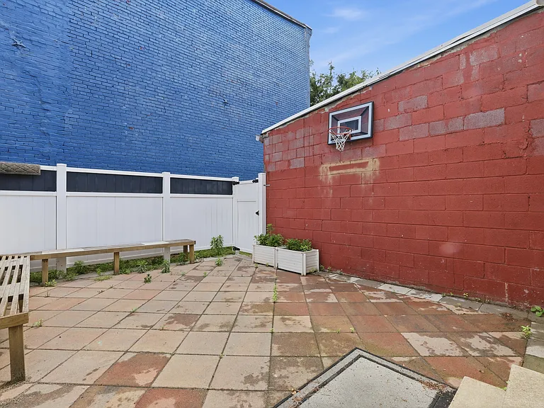 1320 Florida Ave NE — Photo 34