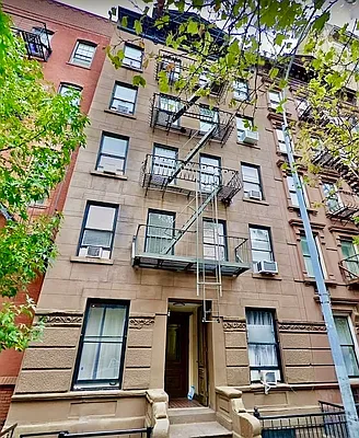 Rented by LJ Sloane Management | media 6