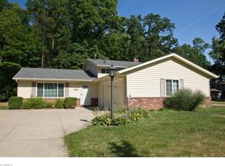 4611 Brendan Ln, North Olmsted, OH 44070