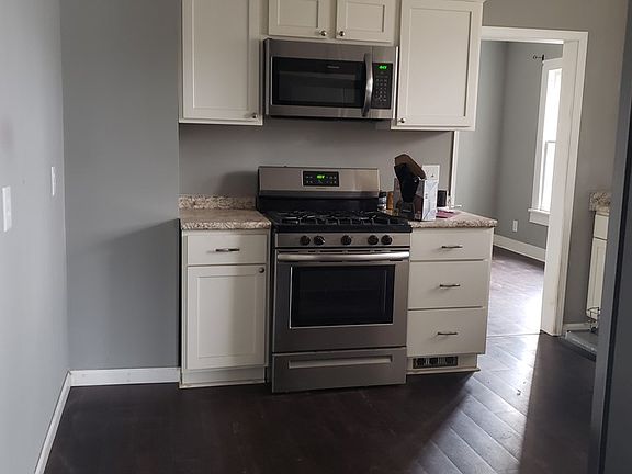 4th image of 606 E Wood St