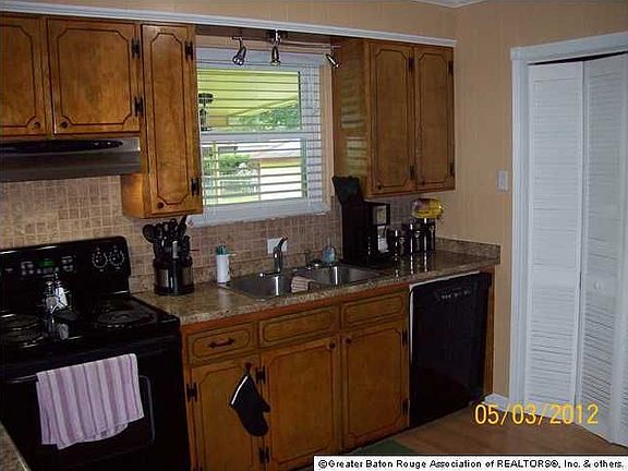 5th image of 367 W Chalfont Dr