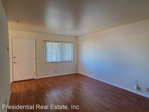 3rd image of 555 Nido Dr APT 4