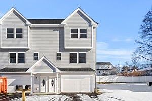 2nd image of 7 Newburg St #7