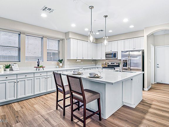 5th image of 21931 N 77TH Street