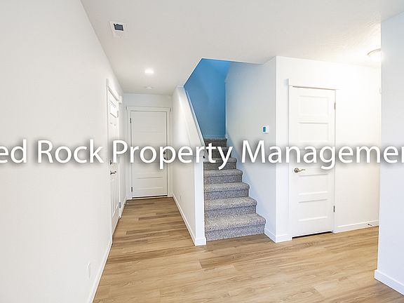 4th image of 1412 N Michigan Ln #1