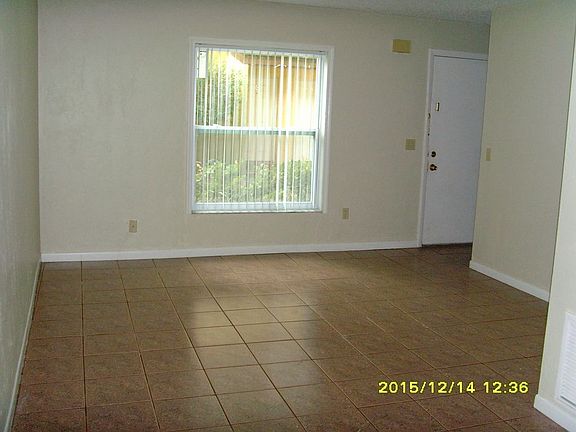 3rd image of 56 Masters Dr APT A