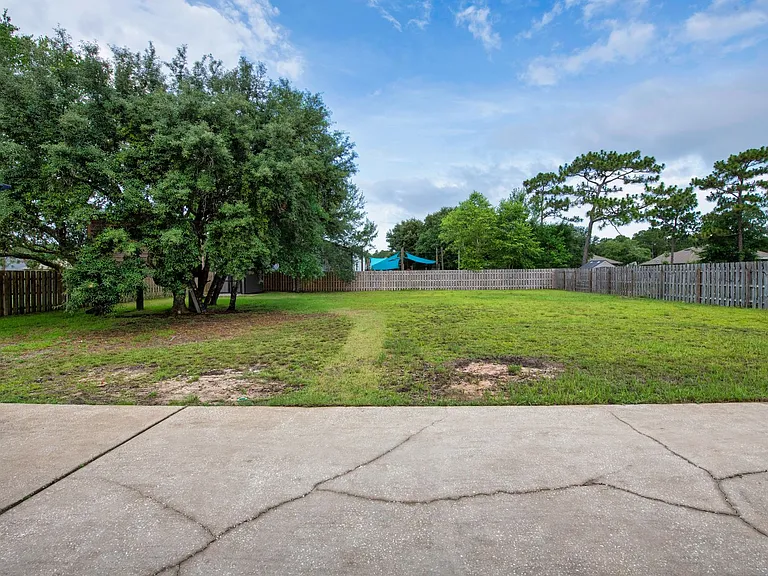 2081 Seagrape Dr — Photo 44