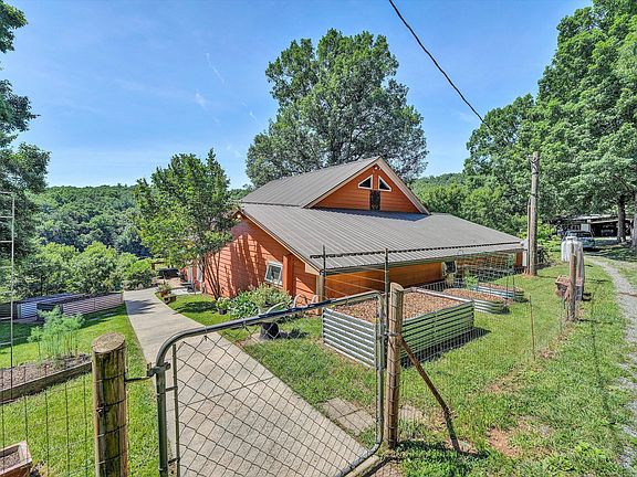 3rd image of 517 Elmer Ln