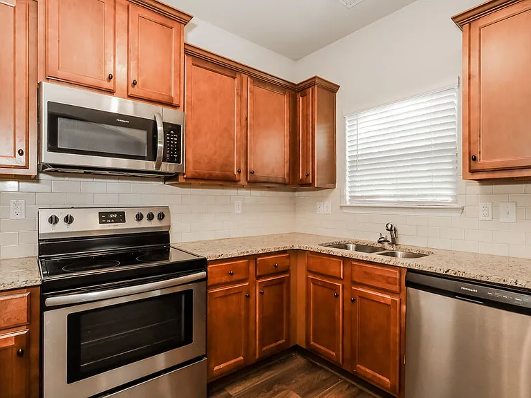 125 Magnaview Dr — Photo 8