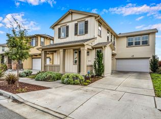 2512 Red Willow Dr, Santa Rosa, CA 95403