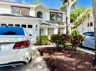 780 Meadowland Dr APT J, Naples, FL 34108