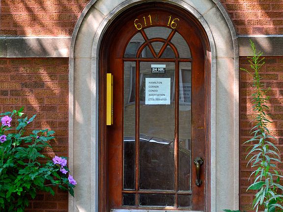 4th image of 6116 N Hamilton Ave #2N
