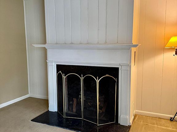 5th image of 621 Walnut Dr