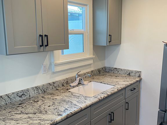 New Cabinets, Granite, sink and faucet