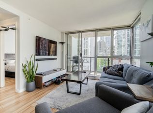 1295 Richards St #8, Vancouver, BC V6B 1B7