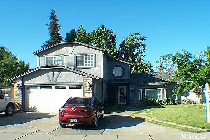 2nd image of 570 Ward Way