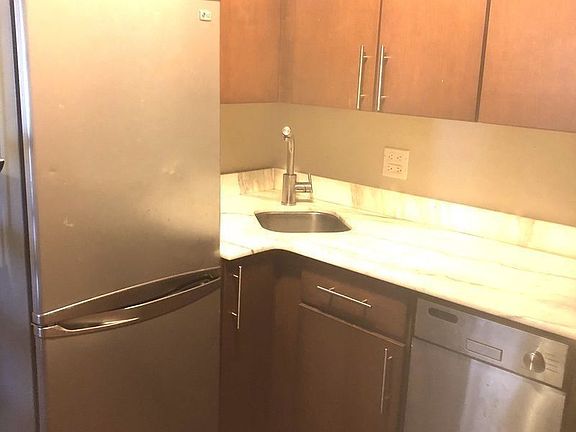 5th image of 515 E 5th St #4CD