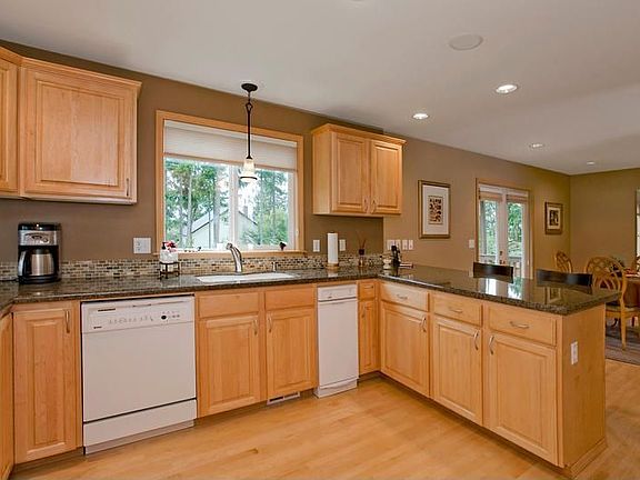 5th image of 11022 65th Ave NW