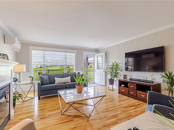 5th image of 185 Reynolds St #13