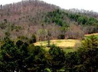 590 Downings Creek Rd, Hayesville, NC 28904