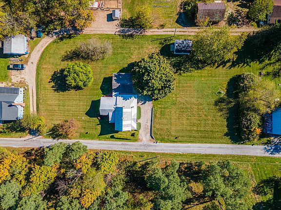 4th image of 7062 Lundy Ln