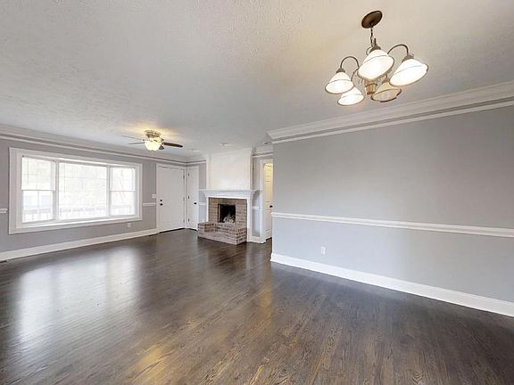 3rd image of 110 Forest Meadows Dr