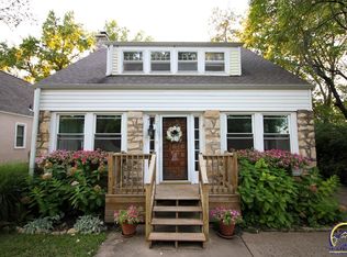 1231 SW Oakley Ave, Topeka, KS 66604