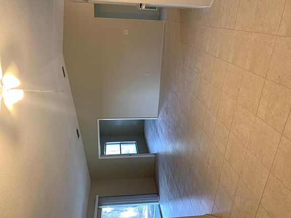 3rd image of 2399 Pinehurst St