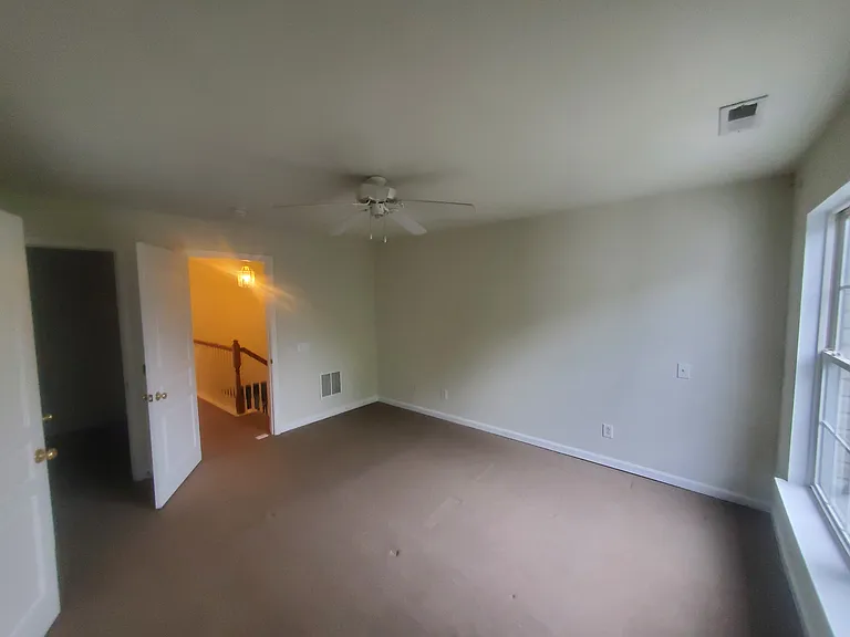 168 Hudson Dr — Photo 10